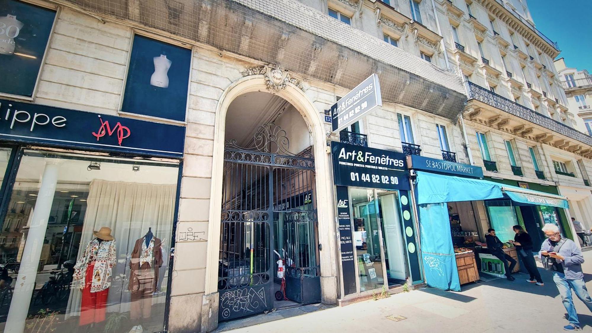 81 - Paris Luxe Sebastopol Exterior photo
